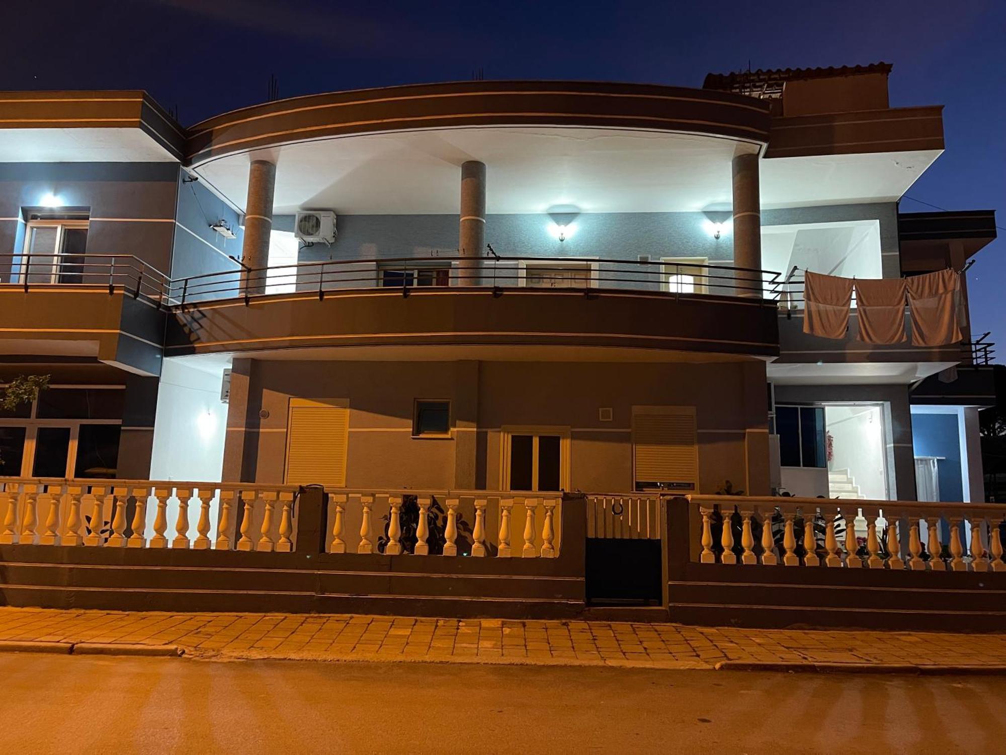 Apartamento Kristeo Vlorë Exterior foto